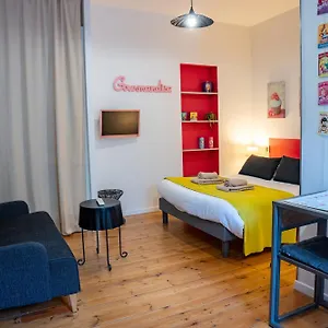  Appartement En - à 450 M Du Centre Historique France